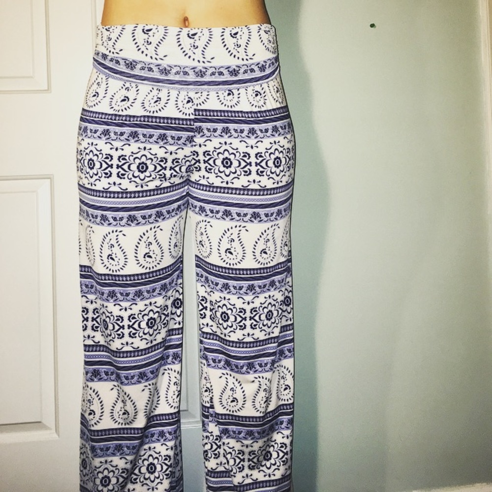 Gulli Paisley/Floral Elephant Pants